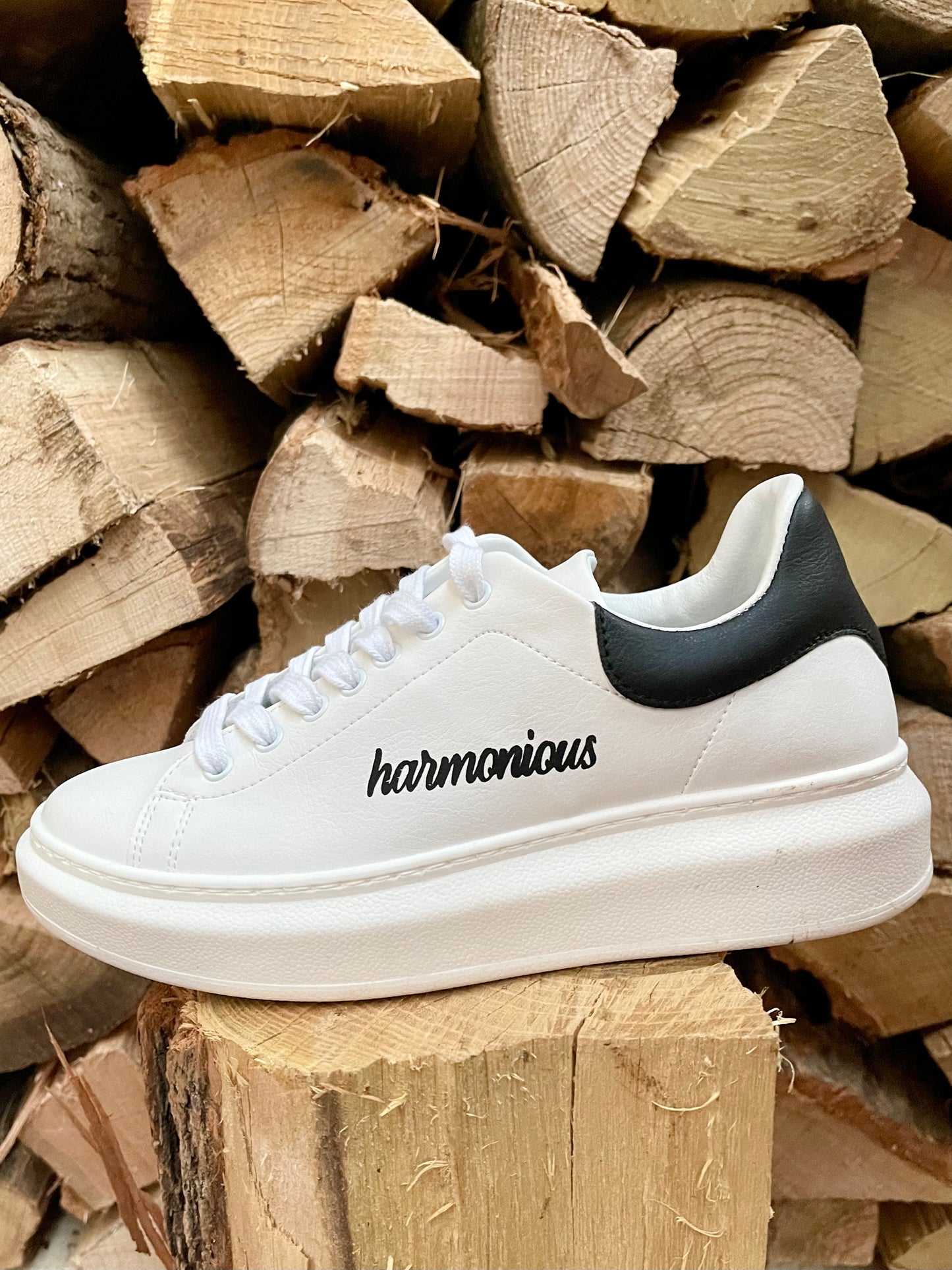 DAMA la scarpa Vera Pelle 100%Made in Italy firmata Harmonious (In omaggio le stringhe Harmonious)