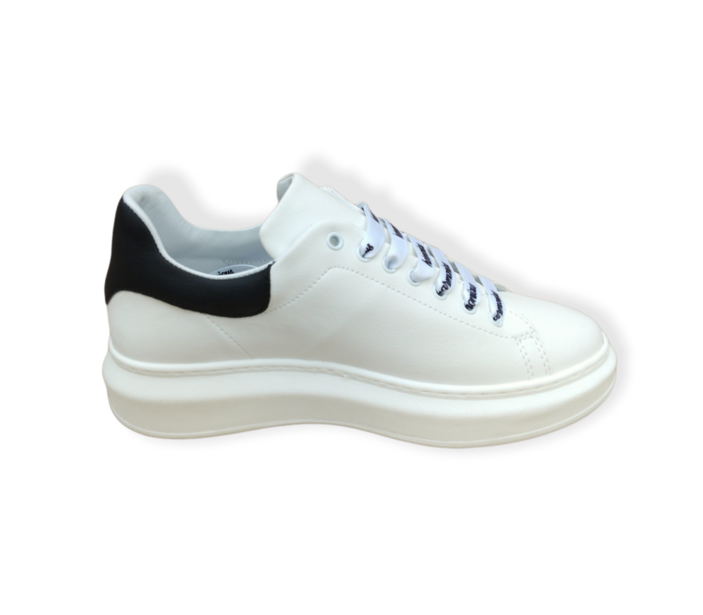 DAMA PLUS la scarpa Vera Pelle 100%Made in Italy firmata Harmonious (In omaggio le stringhe Harmonious)