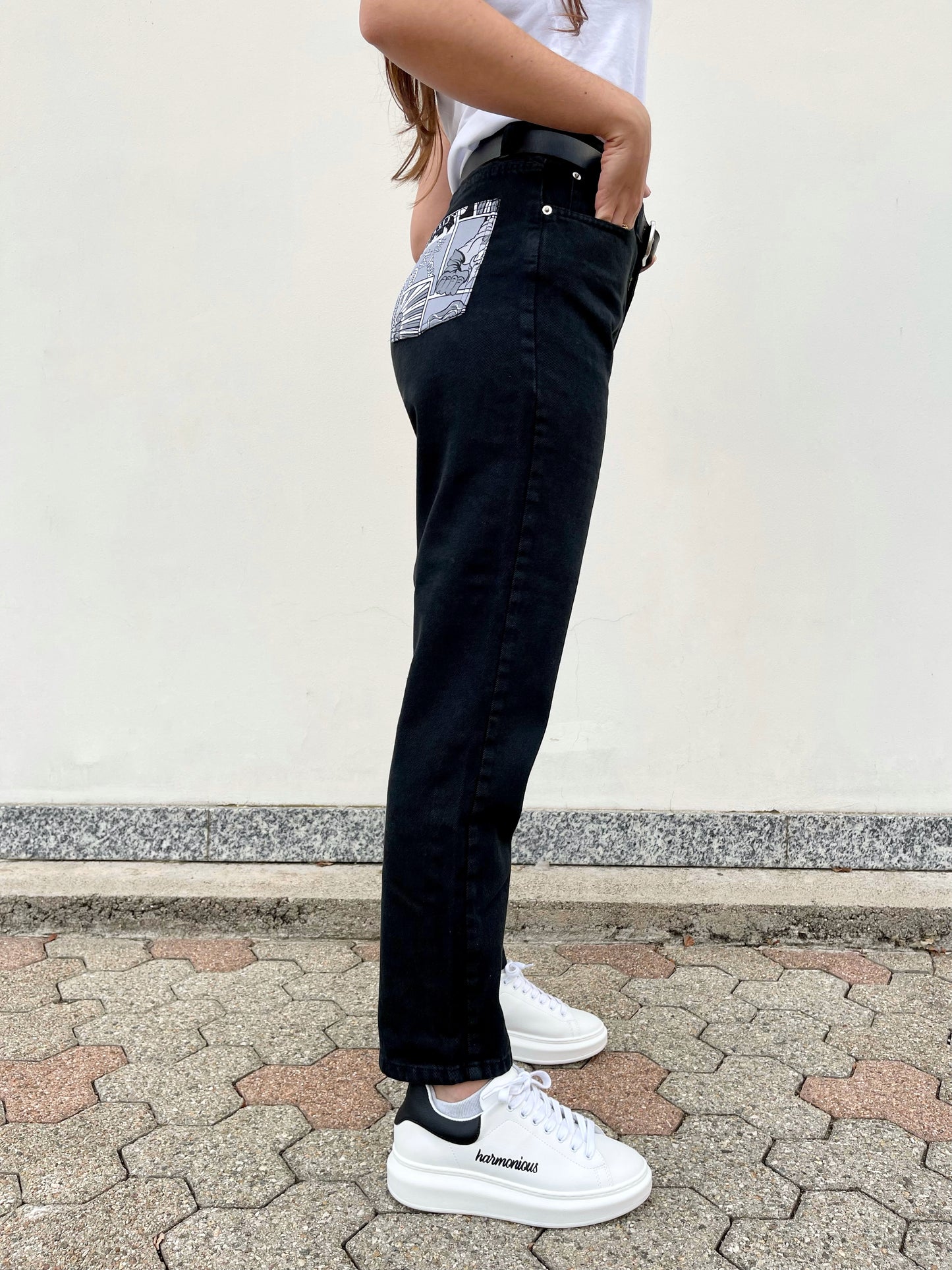 JEANS STAMPA FUMETTI DONNA NERO Made in Italy