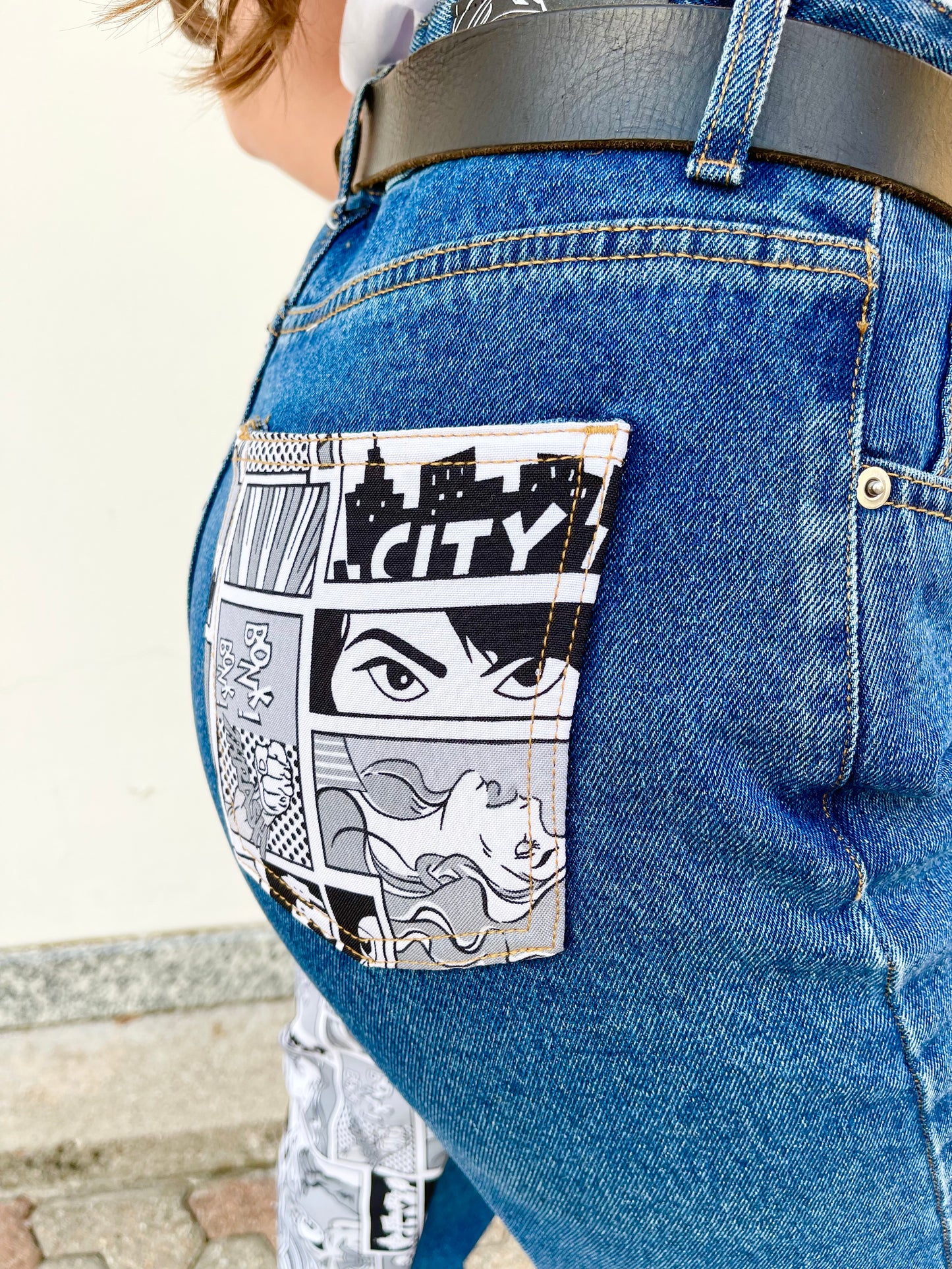 JEANS STAMPA FUMETTI DONNA SCURI Made in Italy