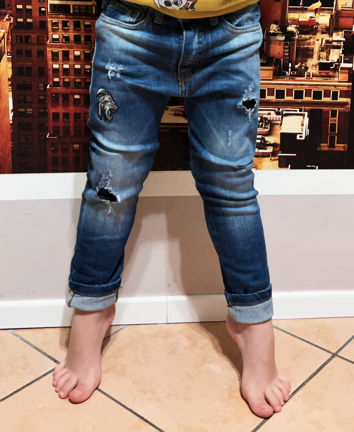 JEANS SCURO SLIM FIT Bimbo Con Graffi e Patch Leone Made in Italy