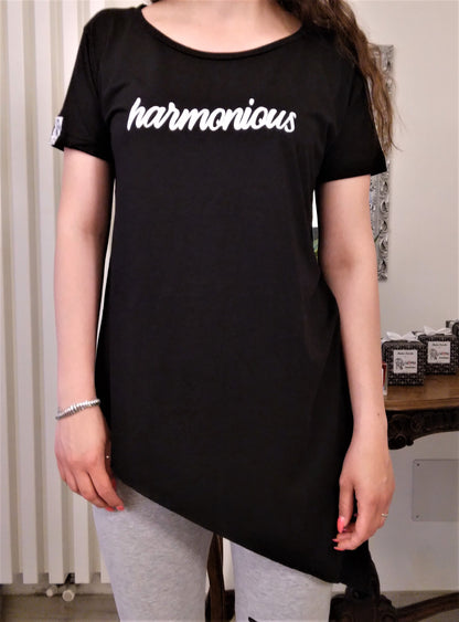 <transcy>Harmonious women's asymmetrical sweater 100% Made in Italy</transcy>