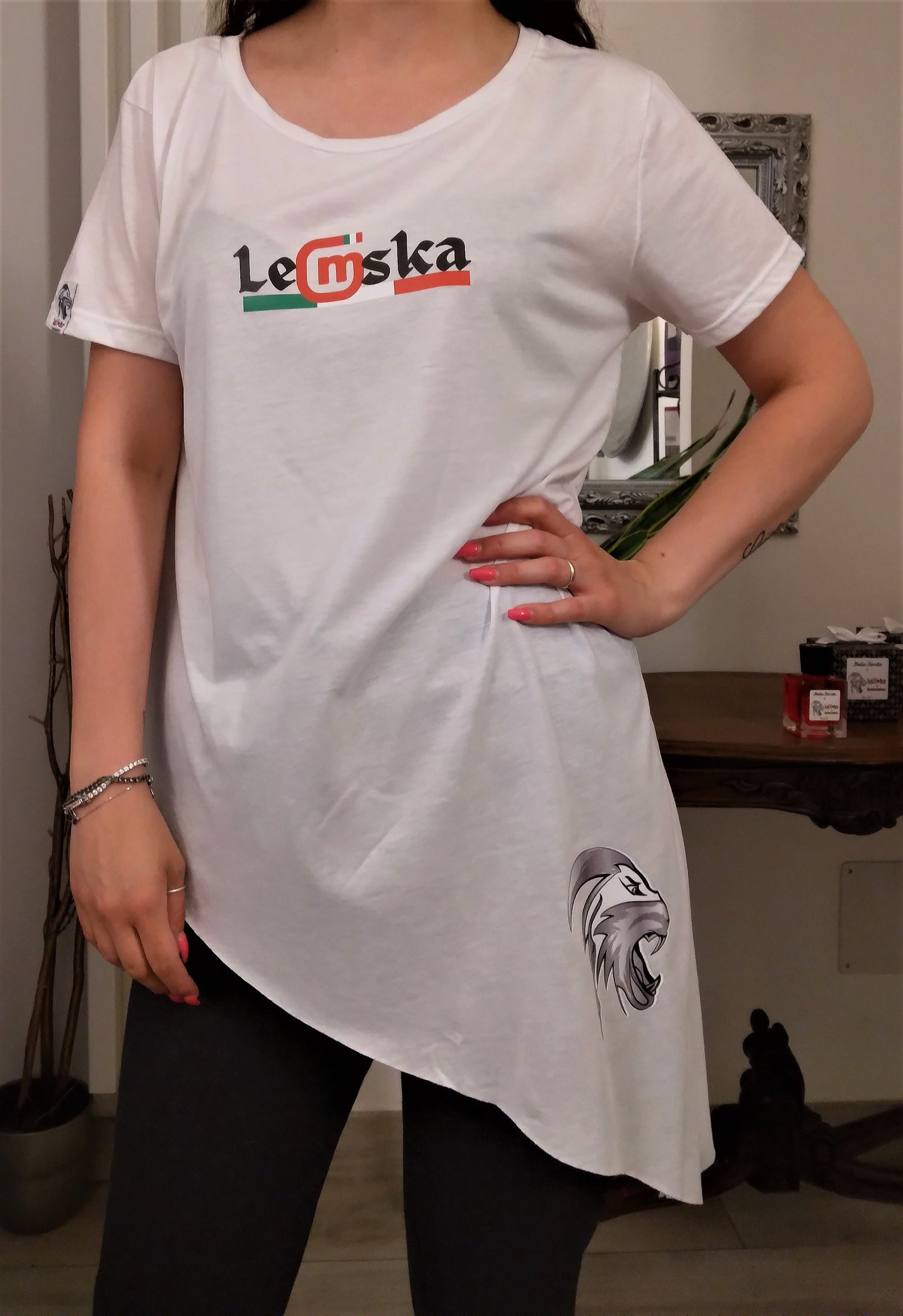 <transcy>Leomska women's asymmetrical sweater 100% Made in Italy</transcy>